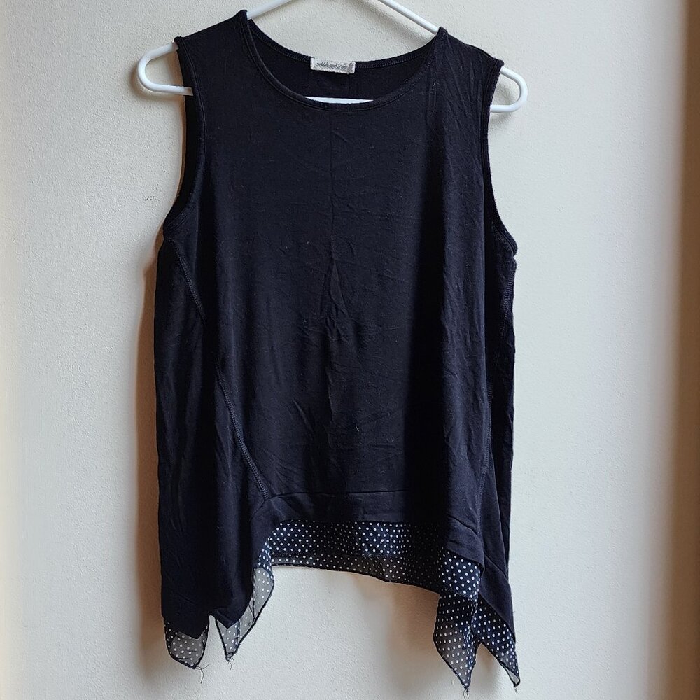 Pebble And Stone Black Angled Tank Top Size Small